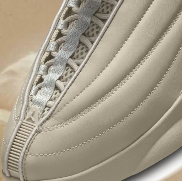 Nike Air Jordan 15 Billie Eilish - Picture 5 of 12